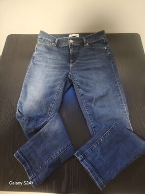 LOFT Women's Straight Leg Jeans in Medium Blue Wash